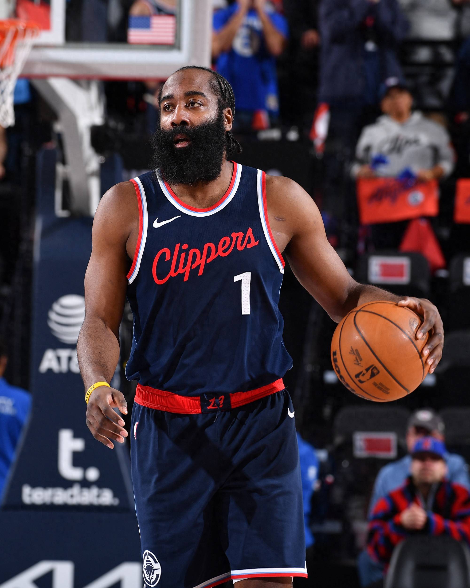 九游体育-NBA季后赛倒计时；拉齐奥窗口期队长鼓劲；细节引发关注；赛场秩序良好；身体对抗强度拉满(拉齐奥赞助商环球体育)