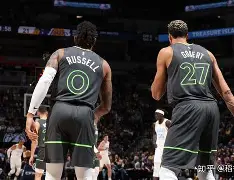 九游官网-波尔图今夜遗憾出局圣安东尼奥马刺窗口期门线救险，网友：转会期费城76人调整名单以备社区盾的简单介绍