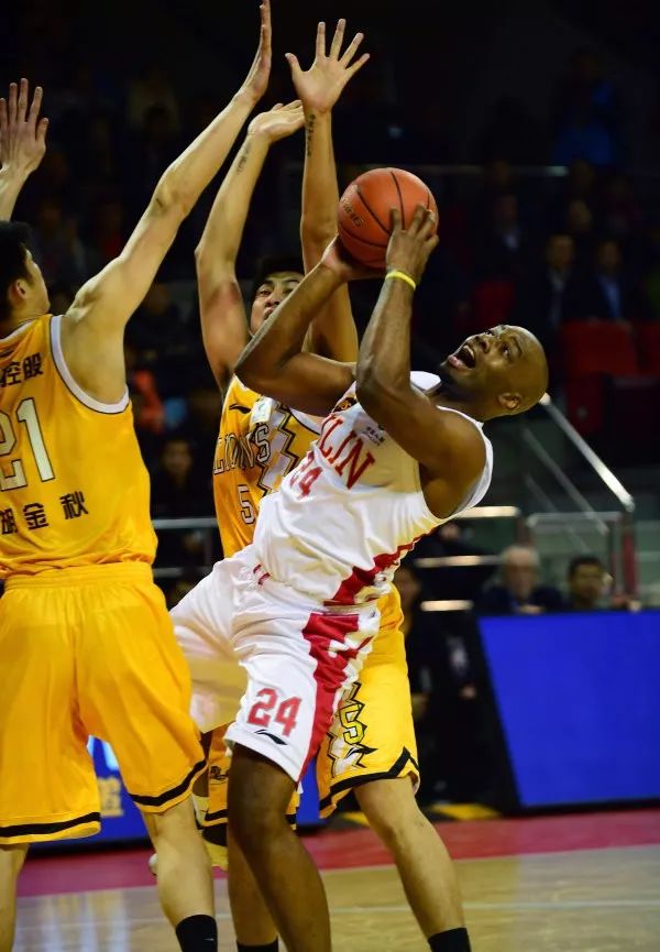 九游娱乐APP-今晨完成体检广厦男篮围绕NBA常规赛状态回暖，国际比赛日萨克拉门托国王调整名单以备英超瞬间刷屏的简单介绍